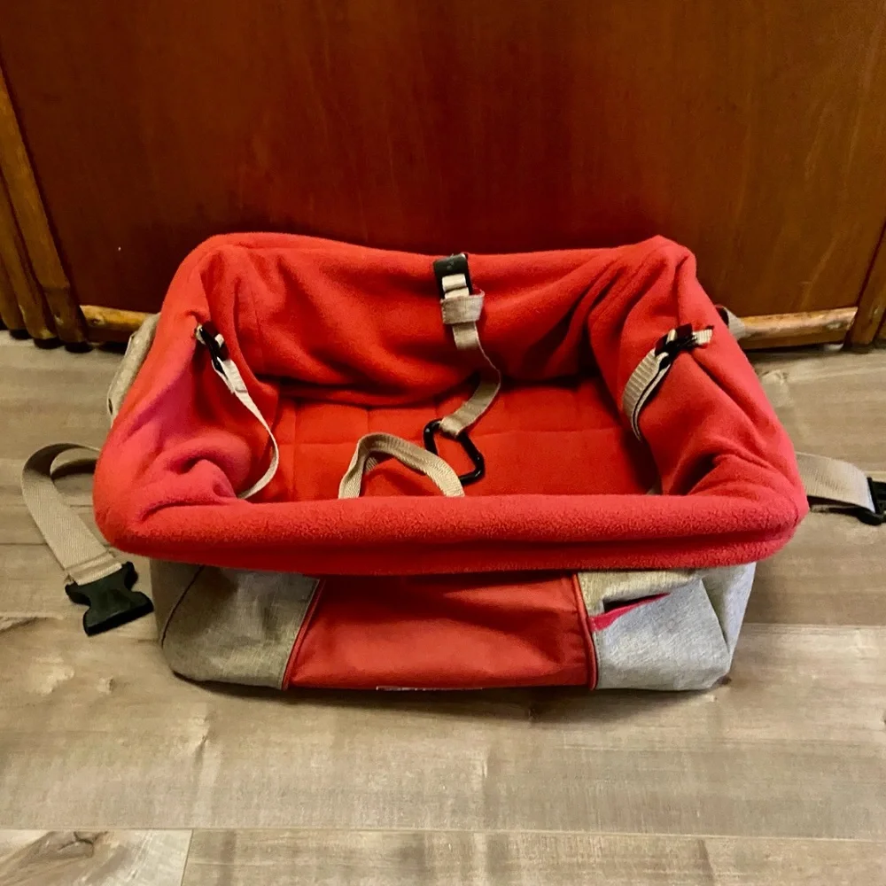 Kurgo Heather Dog Booster Seat with Red